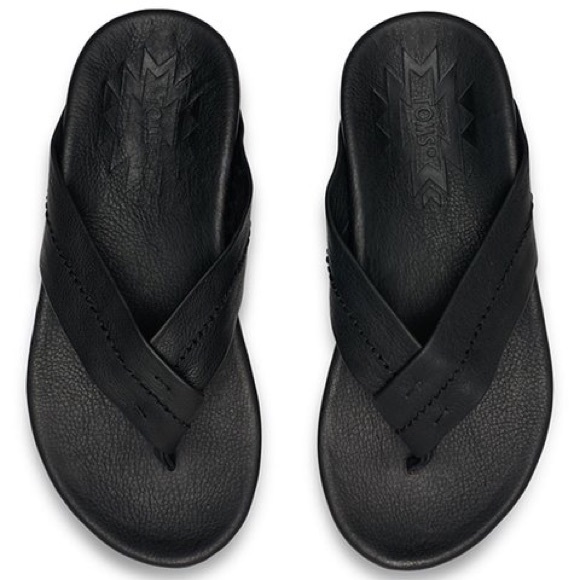 toms flip flops mens